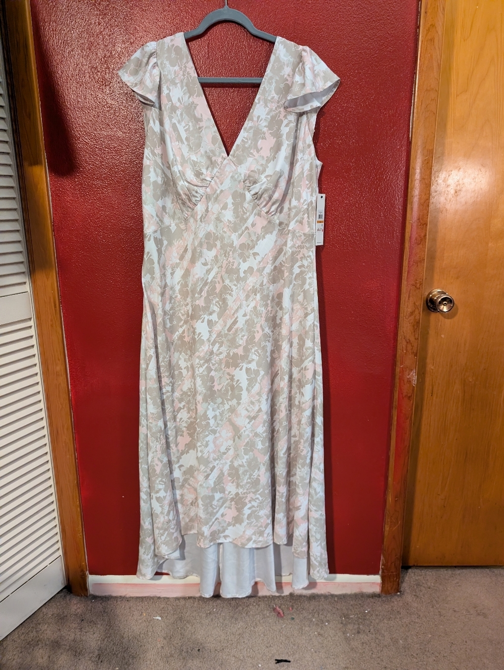 Calvin Klein Pastel Floral V-Neck High-Low Maxi Dress